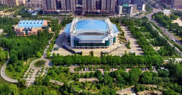 刻苦训练篮球时如何避免受伤的建议_1
